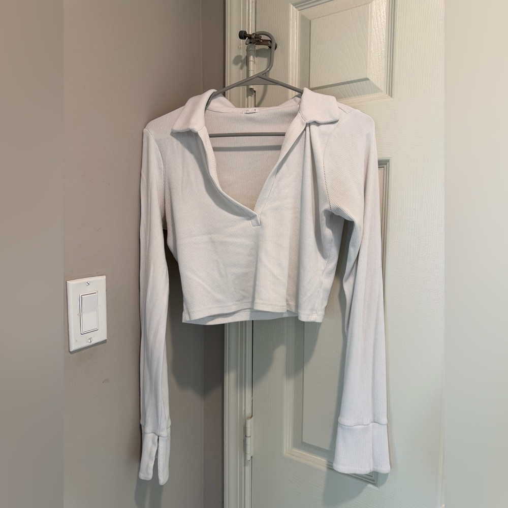 Garage cropped long sleeve shirt